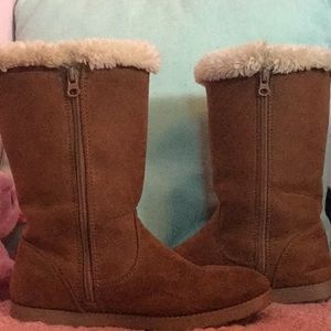 Brown Fluffy Winter Boots For Girls